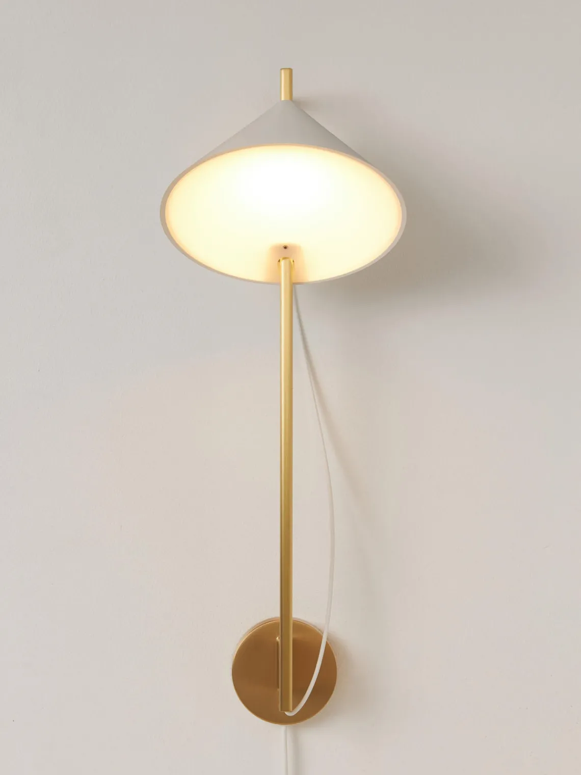 Hot Louis Poulsen Applique murale LED à intensité variable avec fonction minuterie Yuh Blanc, laiton