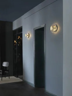 Outlet Nuura Applique murale LED soufflée bouche Blossi, intensité lumineuse variable