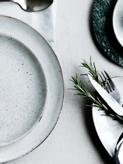Sale Broste Copenhagen Assiettes à dessert artisanales Nordic Sand, 4 pièces Gris clair, chiné