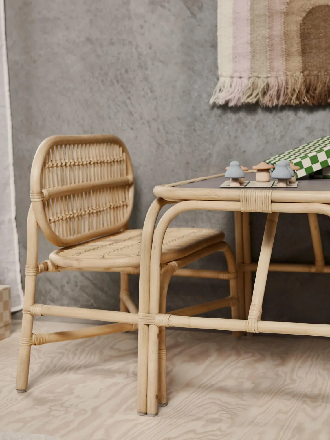 Hot Oyoy Living Design Banc d'enfant artisanal Nana Mini