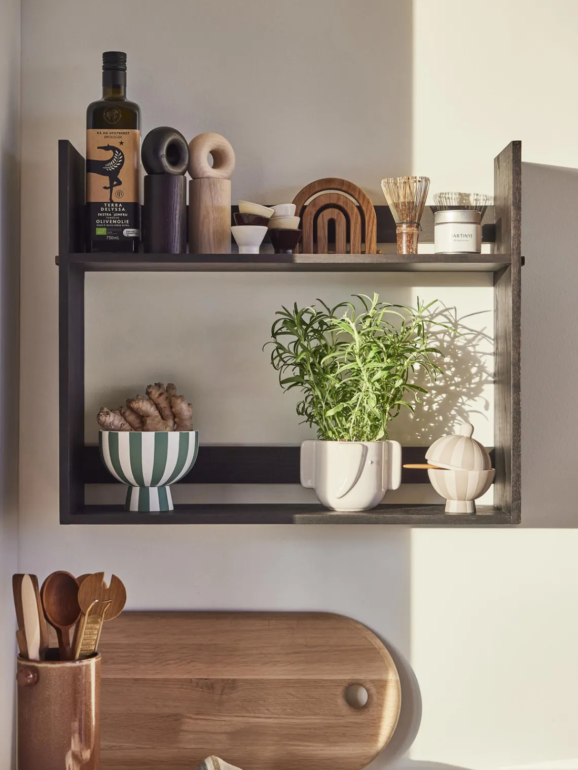 Hot Oyoy Living Design Bol à fruits artisanal Toppu, haut. 13 cm Vert foncé, blanc