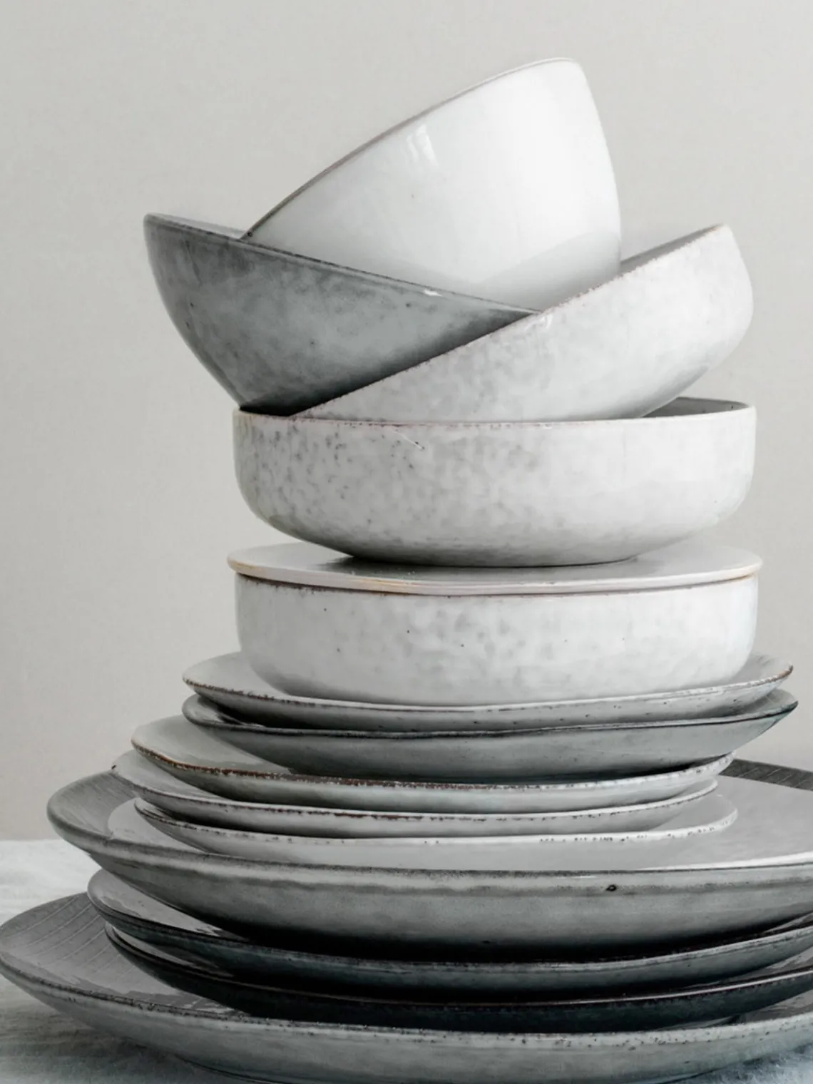 Hot Broste Copenhagen Bols artisanaux Nordic Sand, Ø 17 cm, 4 pièces Gris clair, chiné