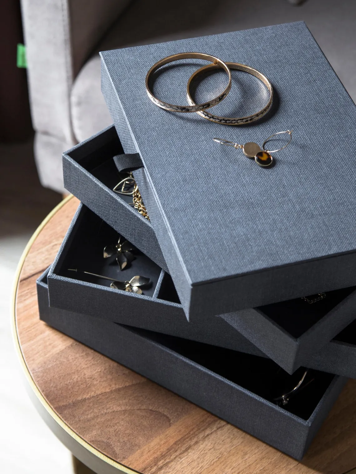 Clearance Bigso Box of Sweden Boîte à bijoux avec fermeture magnétique Precious Anthracite