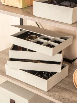Sale Bigso Box of Sweden Boîte à bijoux avec fermeture magnétique Precious Beige clair