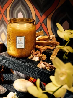 Fashion Voluspa Bougie parfumée artisanale à deux mèches Japonica Collection Résine ambre, bois de santal, cèdre & orchidée vanille