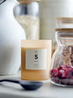 Outlet Bloomingville Bougie parfumée NO (sel de mer, fleurs et vanille)