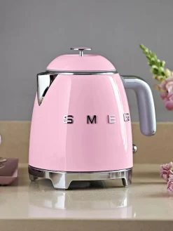 Hot Smeg Bouilloire 50's Style, 800 mL Rose, haute brillance