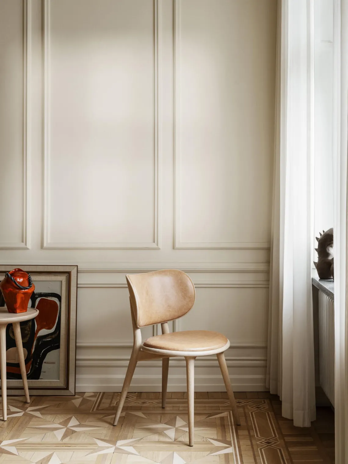 Discount Mater Chaise en bois artisanale avec assise en cuir Rocker Cuir beige, bois de chêne clair