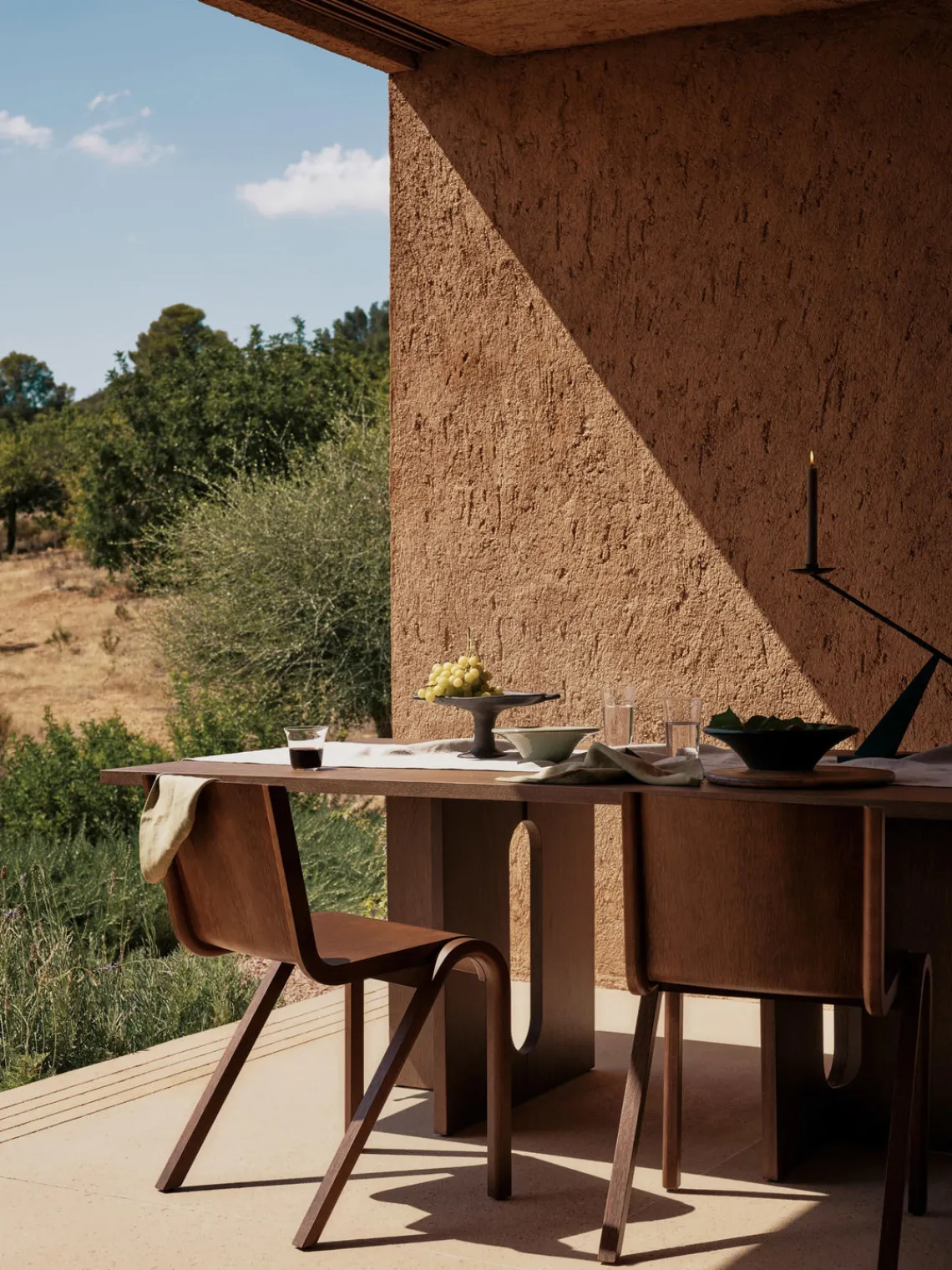 Online Audo Copenhagen Chaise en bois de chêne Ready Dining Bois de chêne foncé laqué