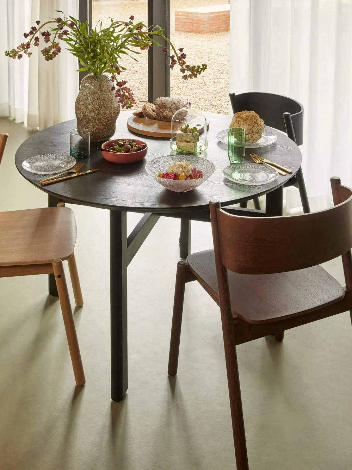 Clearance Hübsch Chaise en bois Oblique