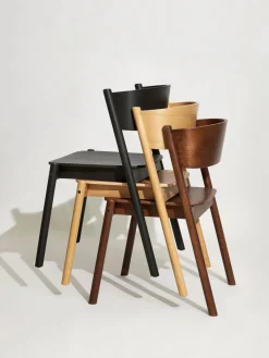 Clearance Hübsch Chaise en bois Oblique
