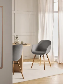 Best Westwing Collection Chaise rembourrée avec assise étroite Fiji Tissu gris foncé, bois de chêne