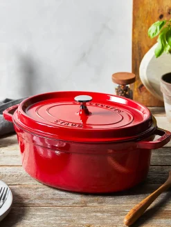Clearance Staub Cocotte ovale en fonte La Cocotte Rouge, argenté