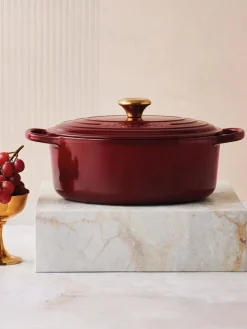 Sale LE CREUSET Cocotte ovale en fonte émaillée Signature Collection Lie de vin, doré