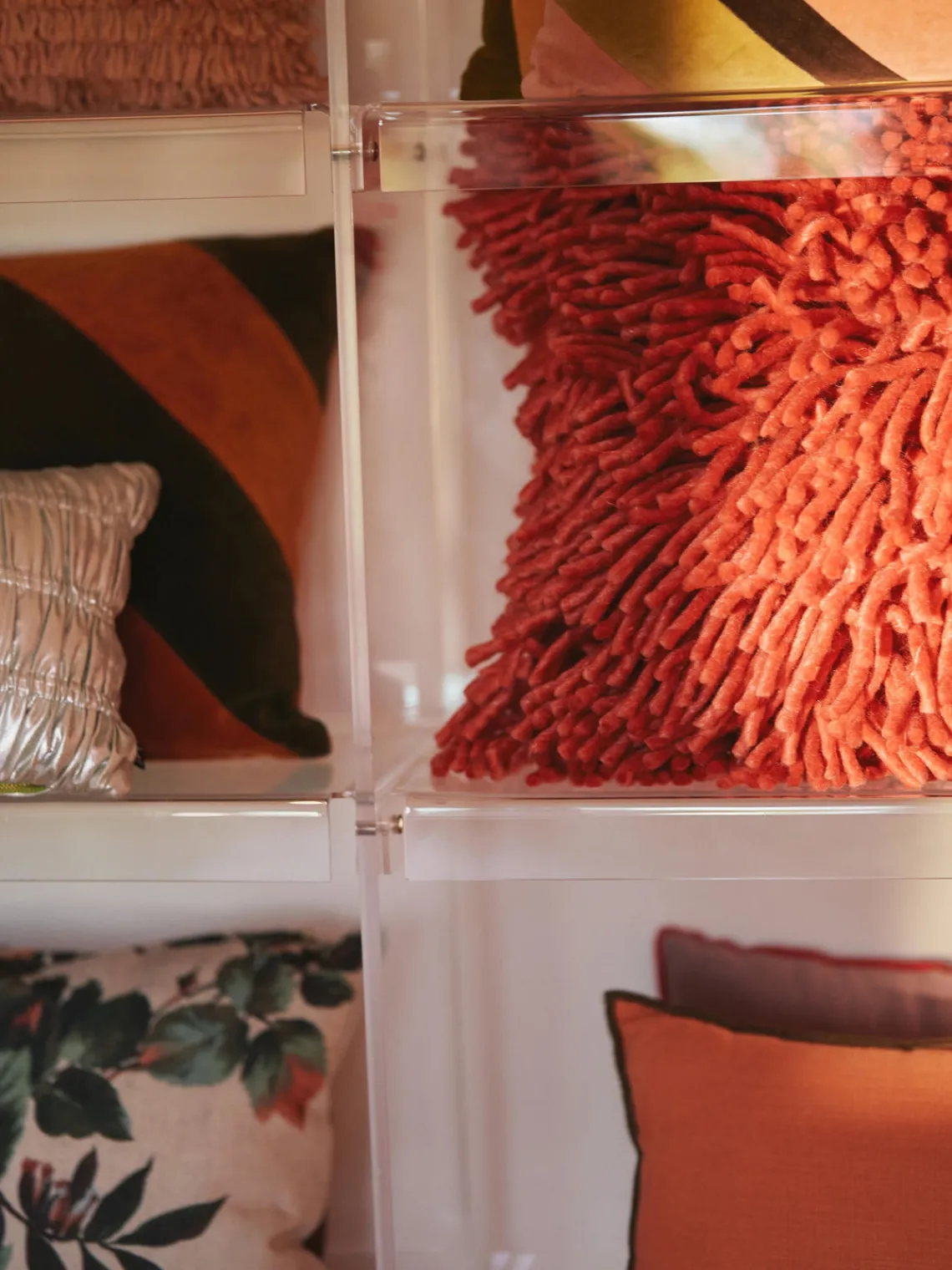 Outlet HKLIVING Coussin moelleux Rugged, artisanal Rouge