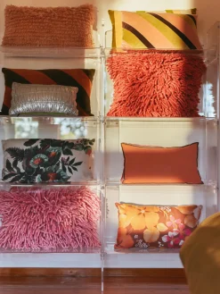 Outlet HKLIVING Coussin moelleux Rugged, artisanal Rouge