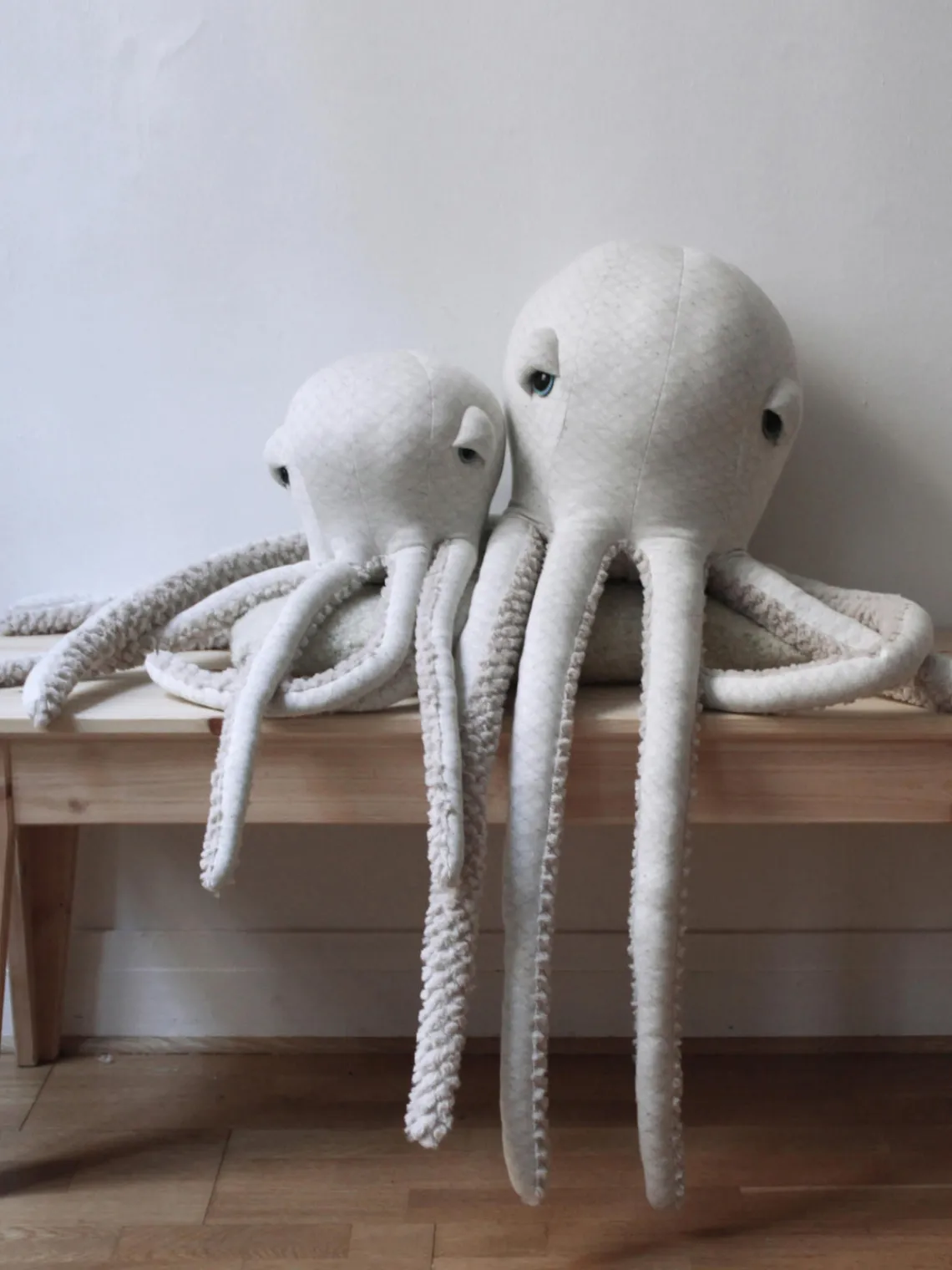 Best BigStuffed Coussin peluche artisanal Octopus, larg. 85 cm