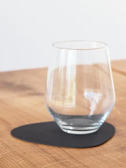 Clearance LIND DNA Dessous de verre asymétriques en cuir Curve, 4 pièces Noir