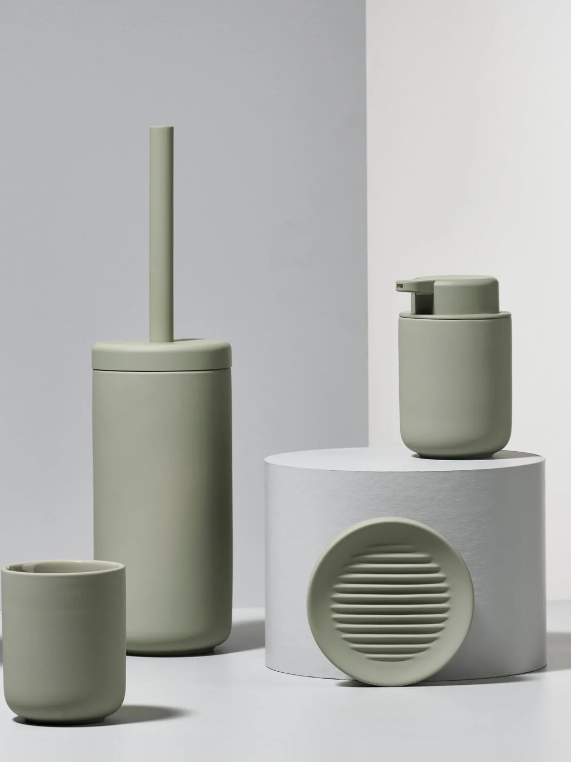 New Zone Denmark Distributeur de savon en grès à surface veloutée Ume Vert sauge