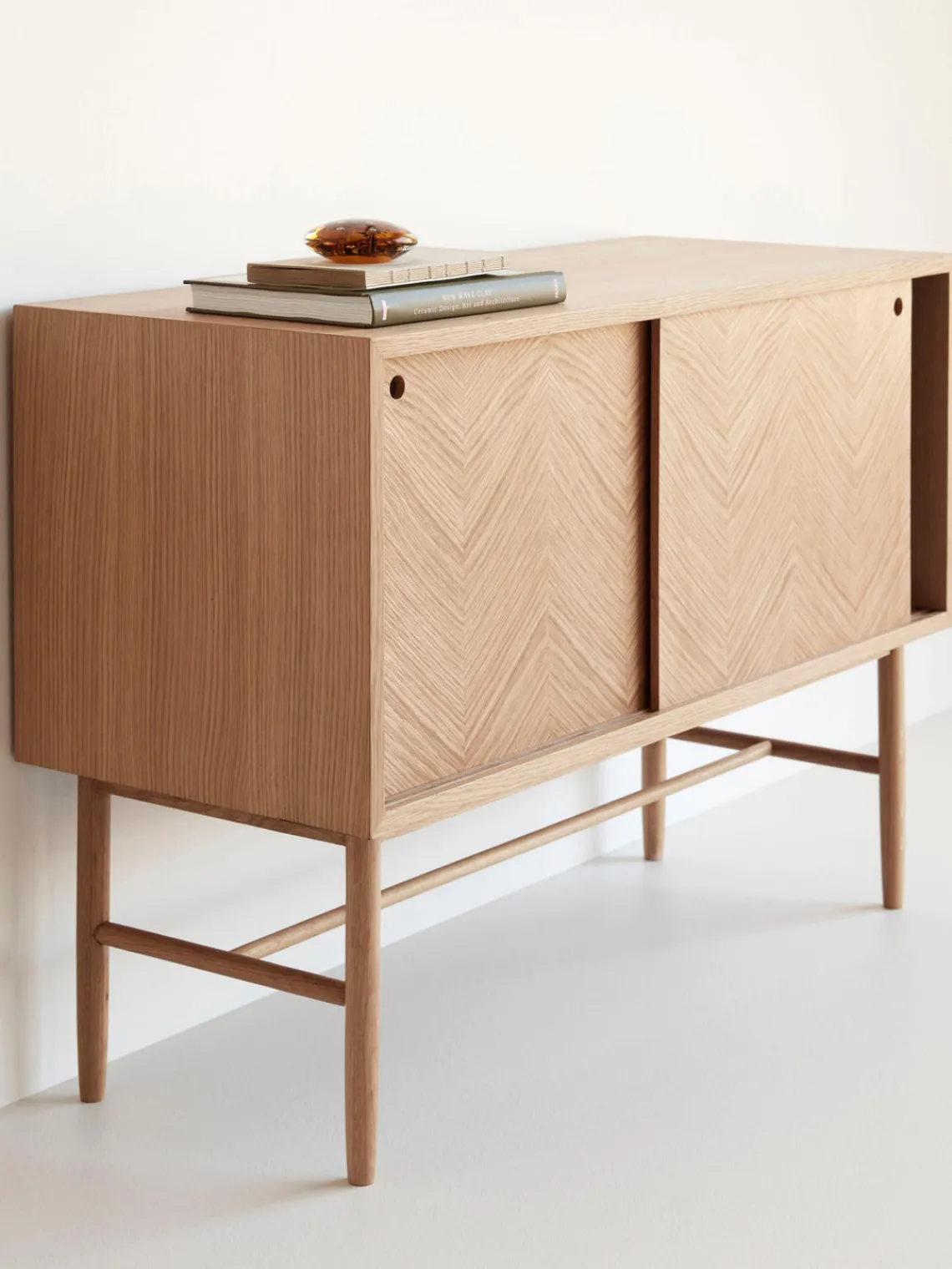 Best Hübsch Enfilade en chêne avec motif à chevrons Herringbone