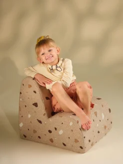 Outlet Wigiwama Fauteuil en bouclette pour enfants fait main Cloud Bouclette beige, aspect terrazzo