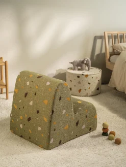 Hot Wigiwama Fauteuil en bouclette pour enfants fait main Cloud Bouclette vert olive, aspect terrazzo
