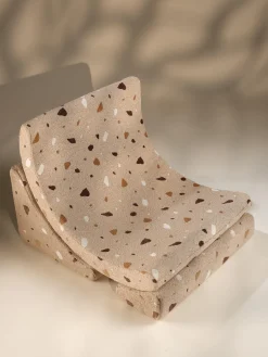 Fashion Wigiwama Fauteuil en bouclette pour enfants fait main Moon Bouclette beige, aspect terrazzo