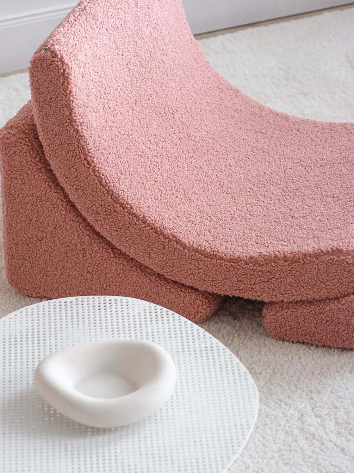 Hot Wigiwama Fauteuil pour enfant en peluche fait main Moon Peluche rose pâle