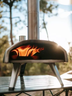 Hot Ooni Four à pizza Fyra