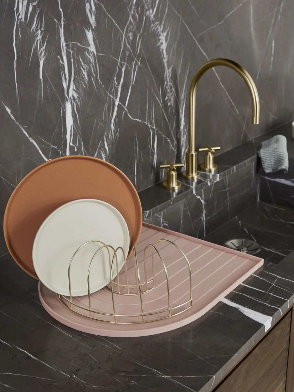 New Oyoy Living Design Égouttoir Dish Doré