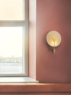 Best Gejst Grande applique murale LED Liris, intensité lumineuse variable Blanc, doré