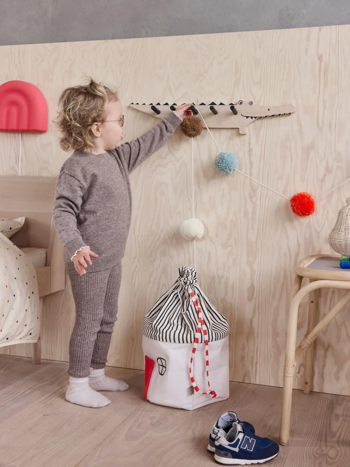 Online Oyoy Living Design Guirlande faite à la main Pom Pom