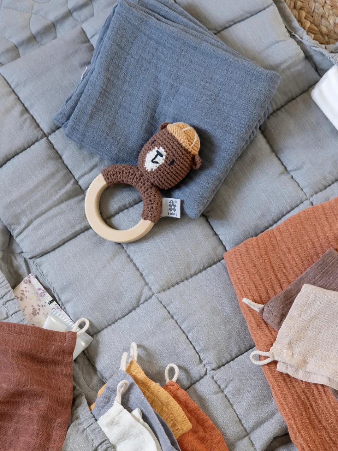 Discount Sebra Hochet d'activité Bear