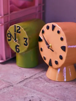 Sale HKLIVING Horloge à poser peints à la main en céramique Retro