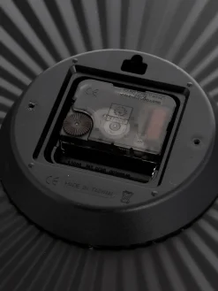 Sale Karlsson Horloge murale Sensu