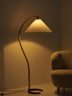 Best GUBI Lampadaire orientable Timberline