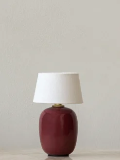 Hot Audo Copenhagen Lampe à poser avec port USB et intensité variable Torso Blanc, lie de vin