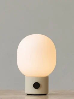 Sale Audo Copenhagen Lampe à poser avec port USB JWDA, intensité lumineuse variable Blanc, beige