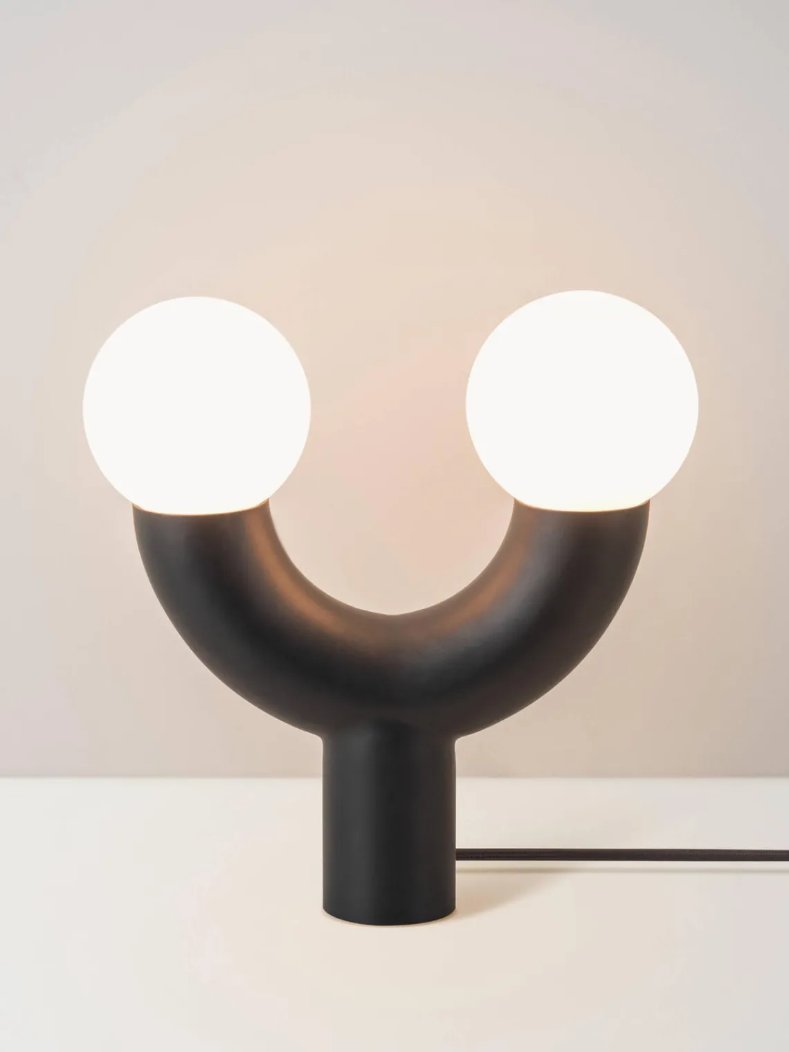 New Houseof Lampe à poser design Tube Blanc, noir