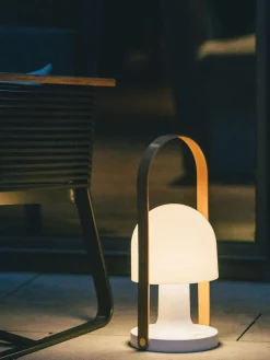 Fashion Marset Lampe à poser LED mobile orientable FollowMe Plus, intensité lumineuse variable