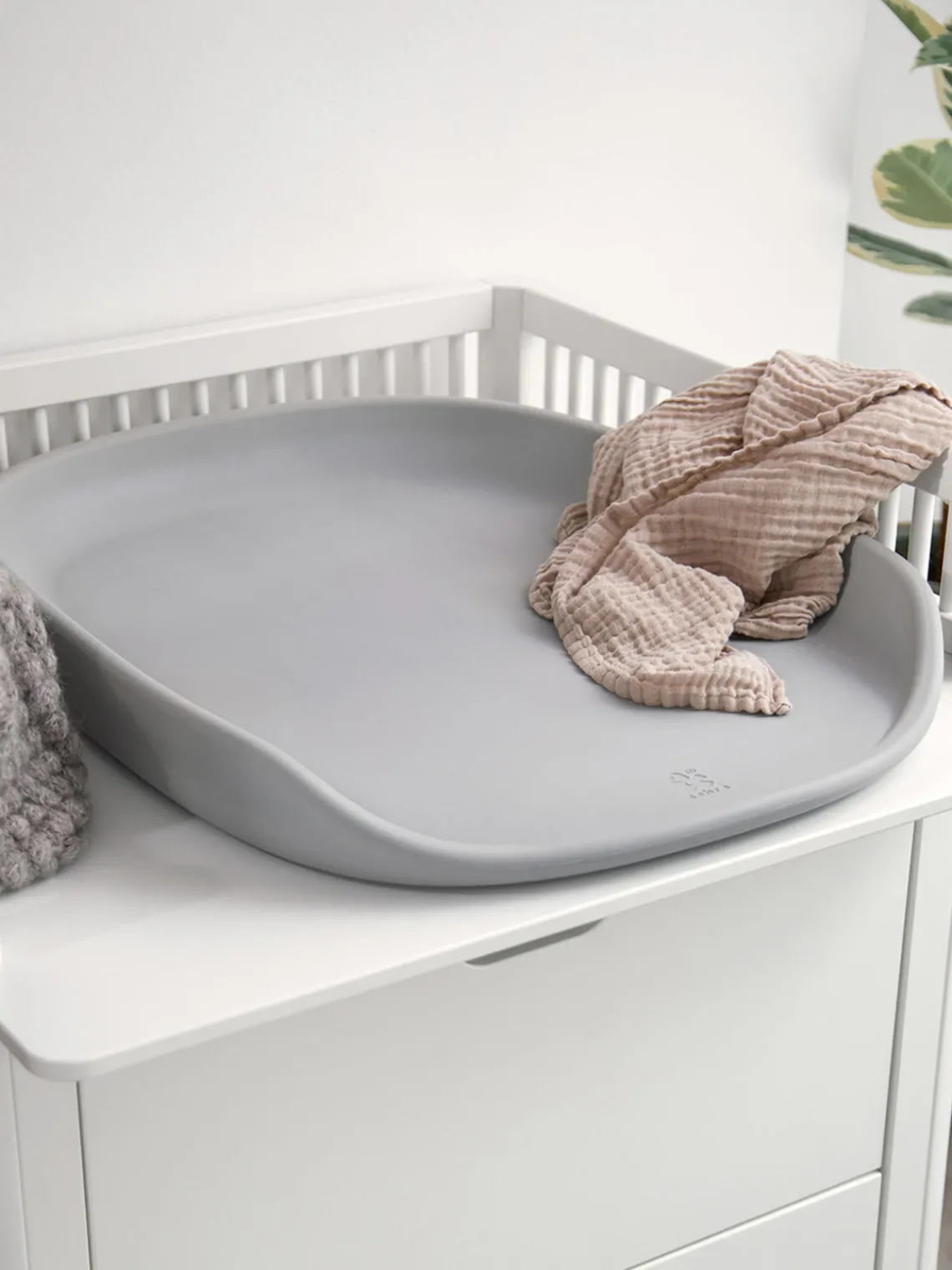 New Sebra Matelas à langer Pusle Pur Gris clair