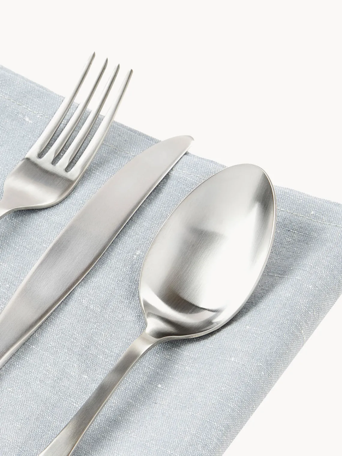 Sale knIndustrie Ménagère satinée 700, 6 personnes (24 élém.)