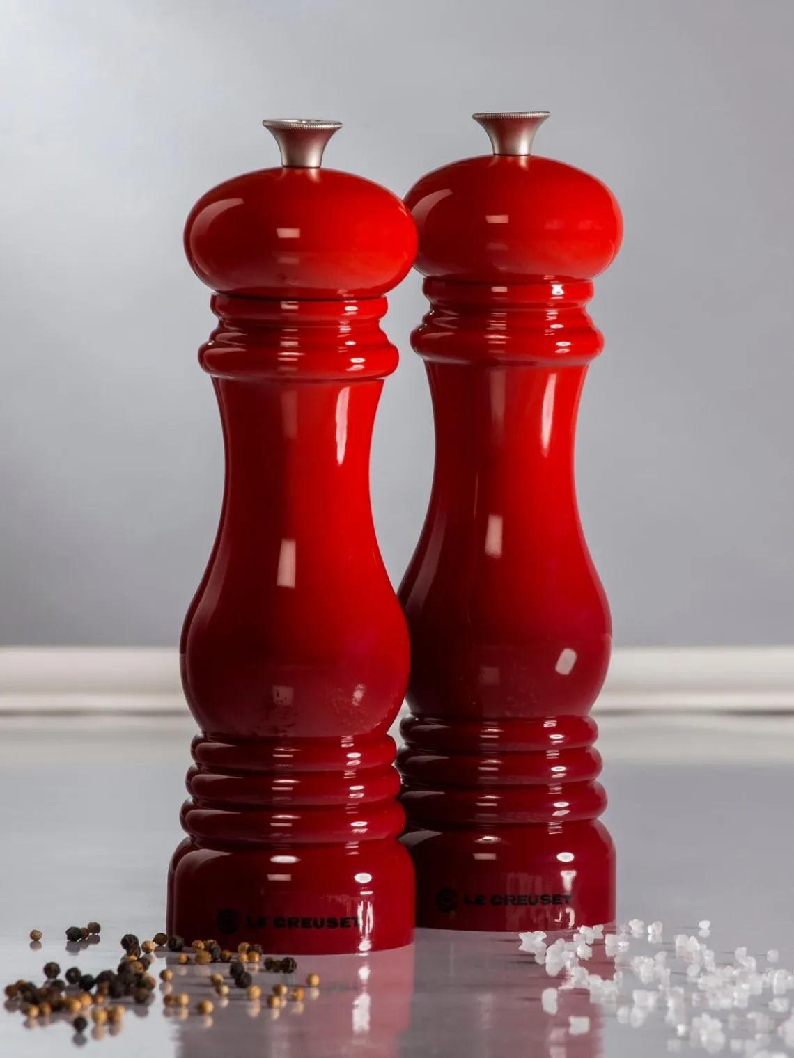Sale LE CREUSET Moulin à poivre avec broyeur en céramique Creuset Tons rouges haute brillance, argenté