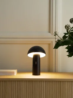 Fashion sompex Petite lampe à poser LED mobile Svamp, intensité lumineuse variable Noir