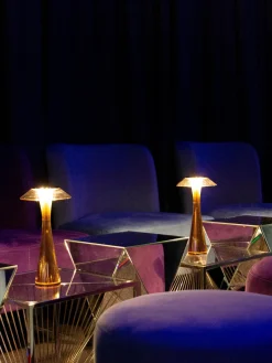 Outlet Kartell Petite lampe à poser LED mobile Space Doré