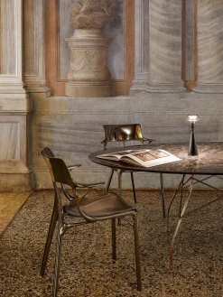 Hot Kartell Petite lampe à poser LED mobile Space Noir métallique