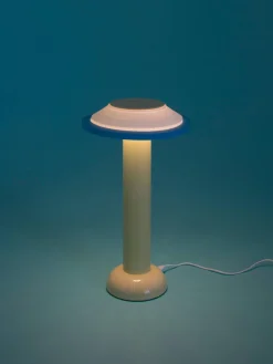 Outlet Sowden Petite lampe à poser LED mobile PL2, intensité lumineuse variable Jaune soleil, blanc, bleu
