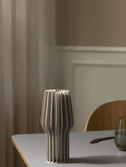 Hot Eva Solo Petite lampe à poser LED mobile Radiant, intensité lumineuse variable Beige clair
