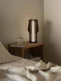 Sale Eva Solo Petite lampe à poser LED mobile Radiant, intensité lumineuse variable Noir