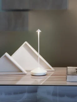 Best zafferano Petite lampe à poser LED mobile Pina, intensité lumineuse variable Blanc